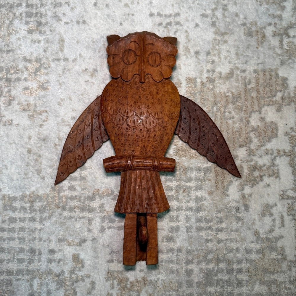 Vintage 70s Owl Hand-Carved Solid Wooden String-Pull Mechanical Wall Hook